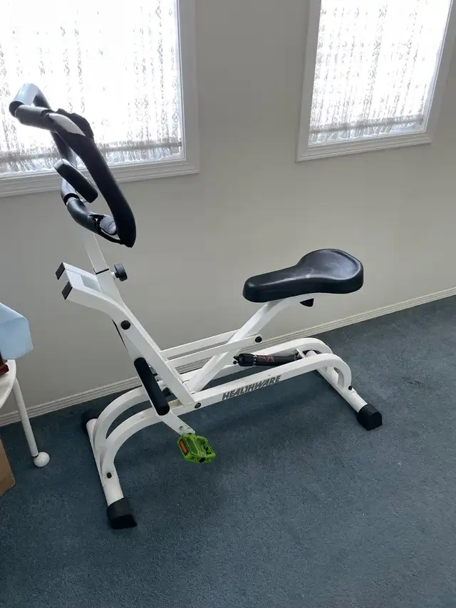 Healthware Pull-up bike in Exercise Equipment in Edmonton - Image 2