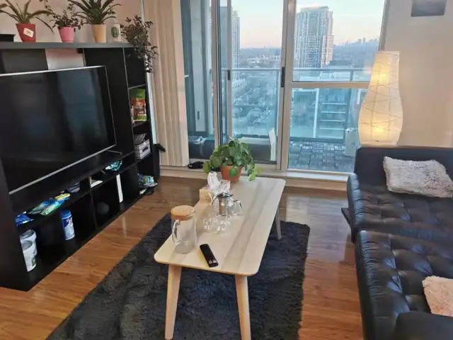 Room for Rent – Prime Yonge & Sheppard | 1-Min Walk to Subway | in Room Rentals & Roommates in City of Toronto - Image 3