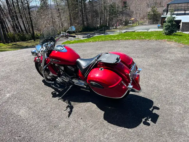 Yamaha V-Star 1100 2009 in Touring in Québec City - Image 6