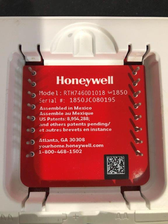 For Sale: Honeywell Home RTH7460D. Programmable Thermostat. in Heating, Cooling & Air in St. John's - Image 2