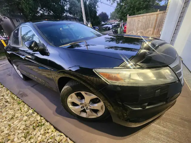 Honda Accord Crosstour 2012