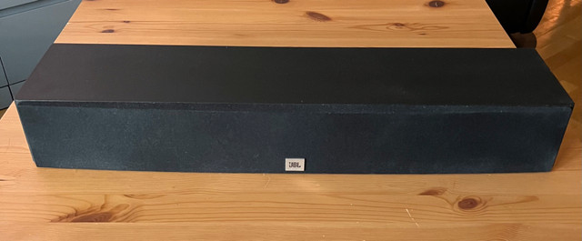JBL Stage A135C Center Channel Loudspeaker dans Haut-parleurs  à Ville de Montréal