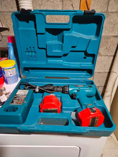 Assorted power tools, View more