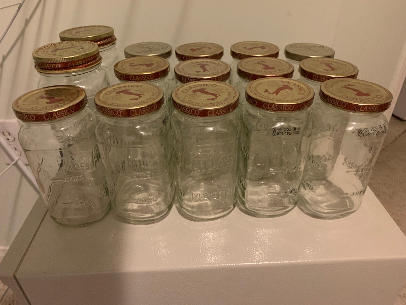 410 mL Jars No Cracks or Chips Excel Condition As Shown Kitchen