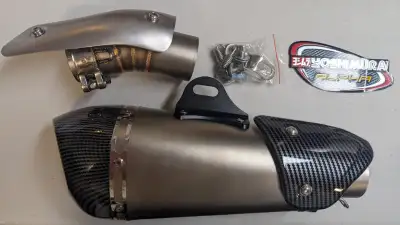 Akrapovic Suzuki Gsx-R1000 2017-2025 Purchased from ebay. look alike Selling for $200 firm I dont kn...