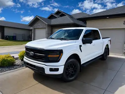 2024 Ford F150 FX4 FX4 package Tonneau Cover Box liner Rear Sliding Window 39,000km