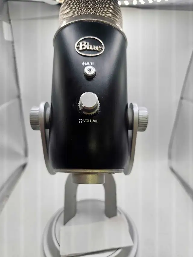 Blue Yeti Microphone in Other in City of Toronto - Image 2