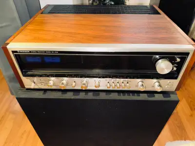 Pioneer SX‑1010 — Flagship Vintage Receiver (1974), View more