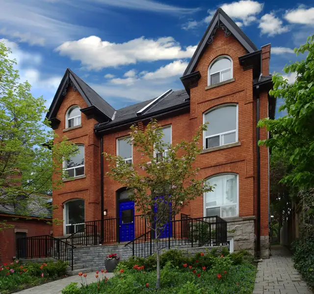 Beautiful one bedroom basement apartment in the Durand.