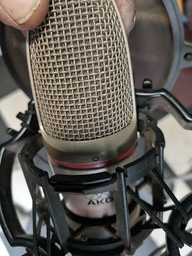 Analog recording studio582387480375470087