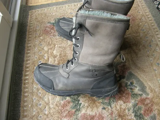 Men's winter boots Uggs, Land's End in Men's Shoes in Markham / York Region - Image 5