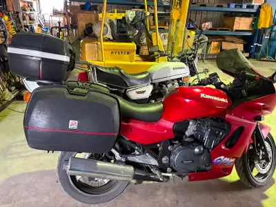 1995 Kawasaki 1100 GPZ runs great, nice shape, safety check, new battery, must see! $3500 OBO