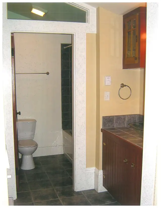 Luxury Two Bedroom Apartment in Long Term Rentals in Yarmouth - Image 7
