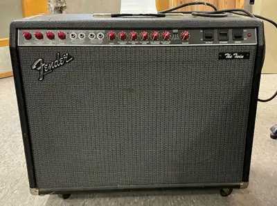 Fender - The Twin Amp, View more