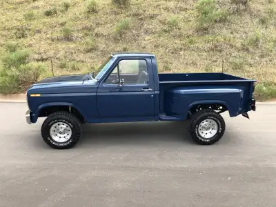 looking for 1981- 86 ford f150 step side box
