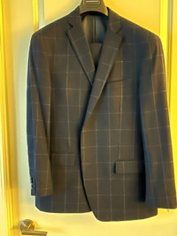 Men’s designer suit and blazer lot - size 42 (42R - Large)