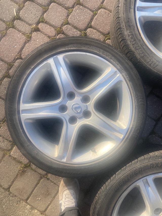wheels and tires Lexus is300 in Tires & Rims in Oakville / Halton Region - Image 4