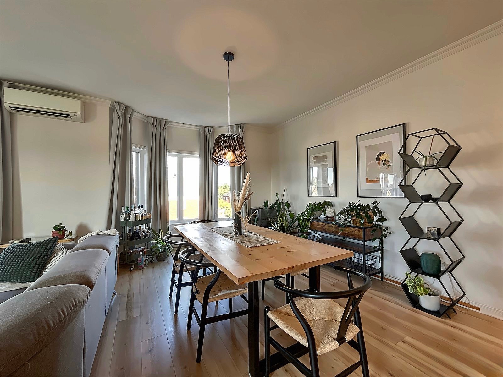 Superbe 4 ½ à louer – Candiac | 1200 pi² — photo 2