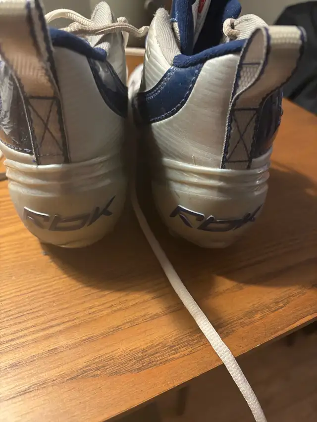 Football Cleats (Reebok) in Football in Saskatoon - Image 4
