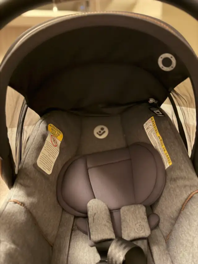 Maxi Cosi Mico Luxe+ Car Seat in Strollers, Carriers & Car Seats in Edmonton - Image 8