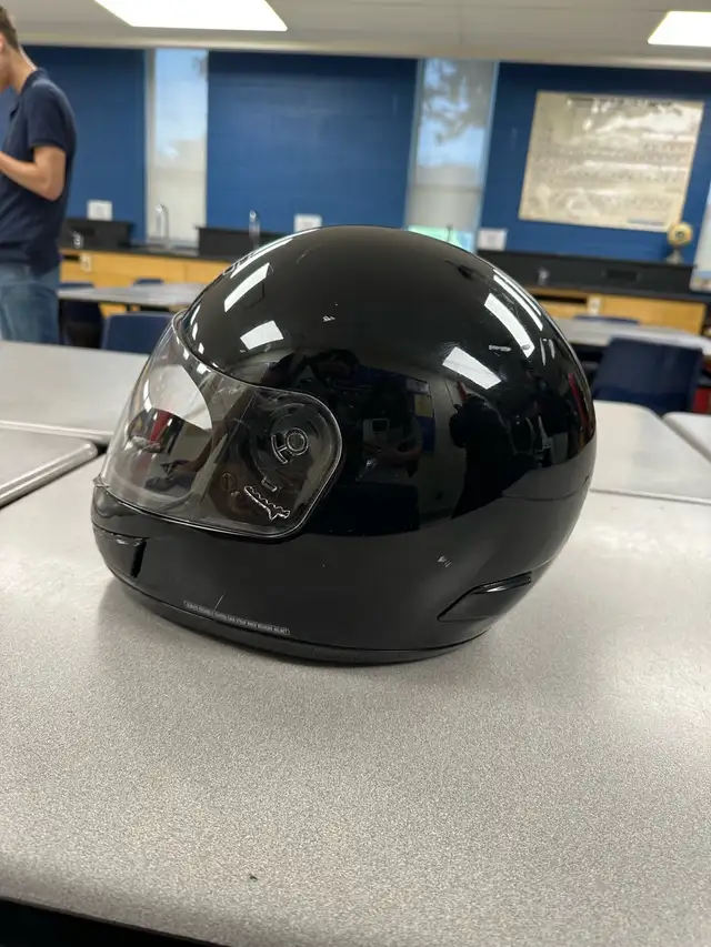 HJC Black Motorcycle Helmet in Other in Mississauga / Peel Region - Image 5