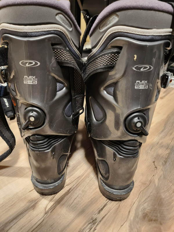 DALBELLO VFlex DX Mens Ski Boots (Size 9) dans Ski  à Calgary - Image 3