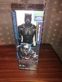 BLACK PANTHER - BOXED FIGURINE