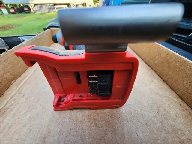 Milwaukee 1/4" Hex Brushless Impact Driver W Belt Clip Tool Only in Power Tools in Windsor Region - Image 5
