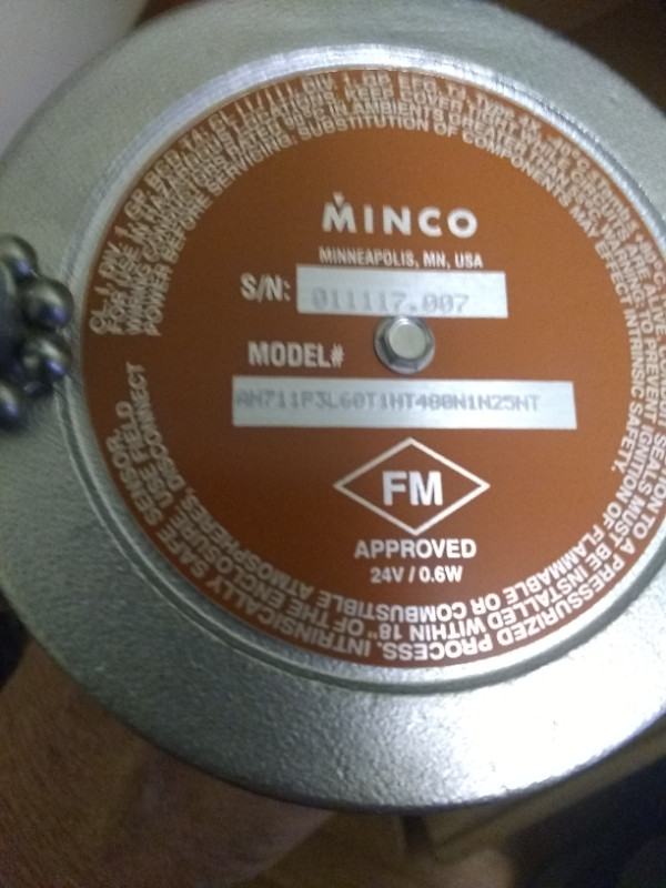 MINCO HUMIDITY TRANSMITTER AH71 OLD STOCK NEW IN BOX in Other Business & Industrial in St. John's