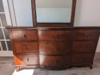 9 Drawer Dresser with mirror