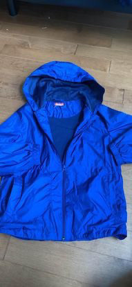 JOE FRESH BRAND SIZE 7/8 LINED RAIN JACKET WITH ATTACHED HOOD NA in Kids & Youth in Peterborough