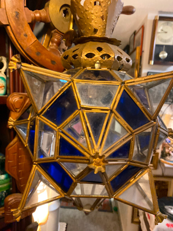 Vintage Star Hanging Lamp Blue Glass Metal Frame Ceiling Fixture in Arts & Collectibles in Vancouver - Image 4