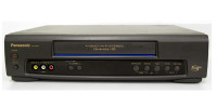 Panasonic PV-7451 Omnivision VCR + VHS tapes + more!!