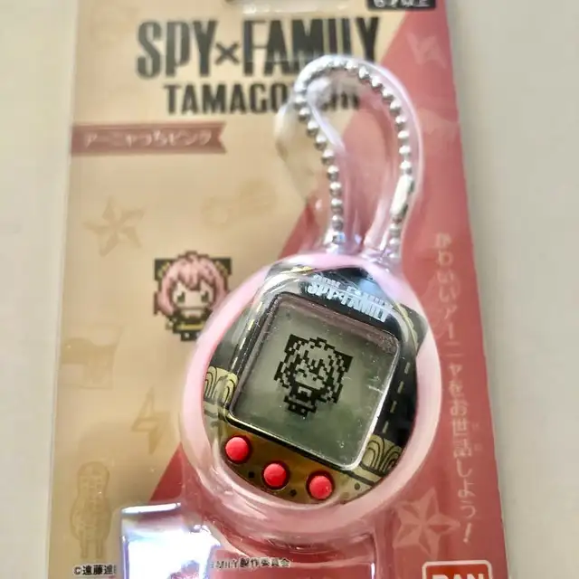 SpyxFamily Manga Vol. 1-9 + Anya Tamagotchi Nano in Comics & Graphic Novels in Kingston - Image 3