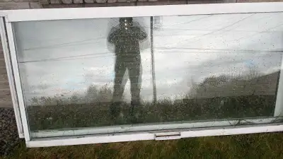 PATIO DOORS 1X2 SIZE height 77  WIDE 71 inches VERY CLEAN, View more