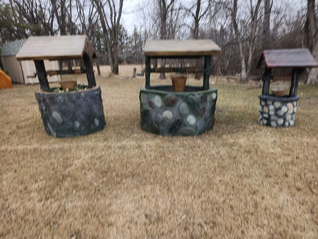 Custom wishing wells,planters,sewer and water cover for acreage  in Outdoor Décor in Saskatoon