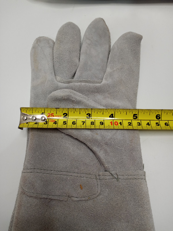Pack of 12 New Leather Work Welding Gloves in Other in Kitchener / Waterloo - Image 4
