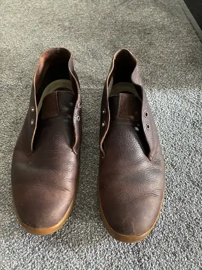 Men’s Lacoste Chukka Boots size 9.5, View more