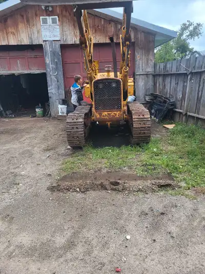 Runs drives clutch on one side bit sticky local delivery available