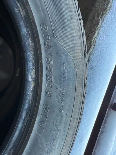 205/55 R16 Good condition All season tires M+S
