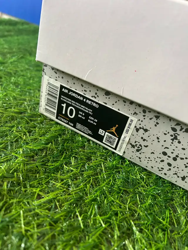 Jordan 4 White Oreos - All sizes in Men's Shoes in Mississauga / Peel Region - Image 6