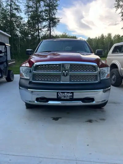 2012 Dodge Ram 1500, 4 wheel drive, air, tilt, cruise, chrome package, 245,000 km, good running cond...