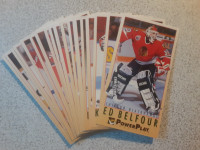 CARTES HOCKEY VINTAGES DE FLEER POWER PLAY CHICAG B-H 93-94