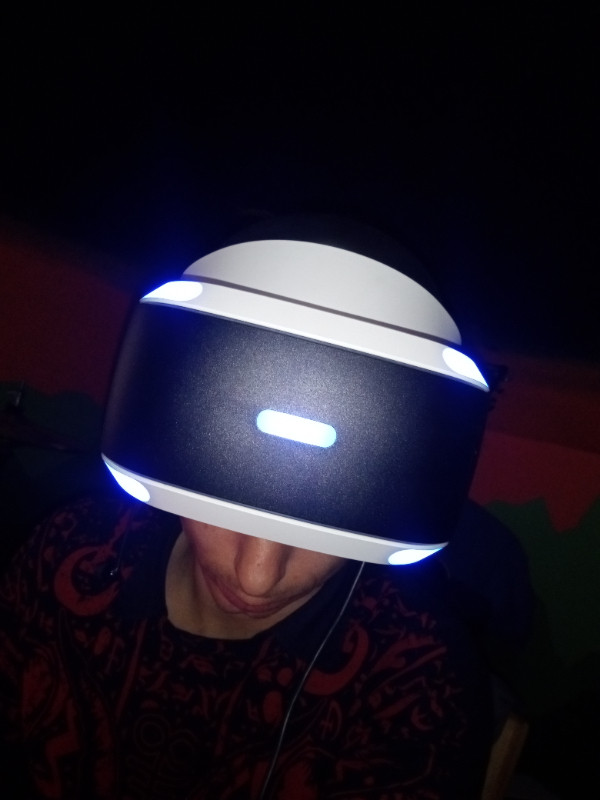 Ps4vr system in Sony Playstation 4 in Hamilton