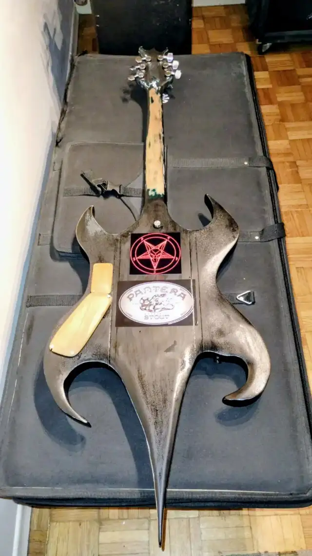 Dimebag Darrell Walks Into A Bar-Seek & Destroy-Hail Dimebag!!!! in Guitars in City of Toronto - Image 4