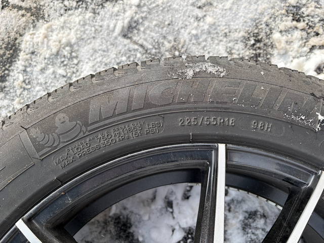 Snow Tires 225/55R18  Michelin X-ICE & Rims in Tires & Rims in Oakville / Halton Region - Image 5