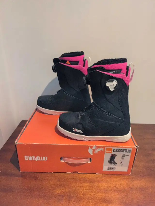 Thirty Two women's snowboard boots in Snowboard in Markham / York Region - Image 5