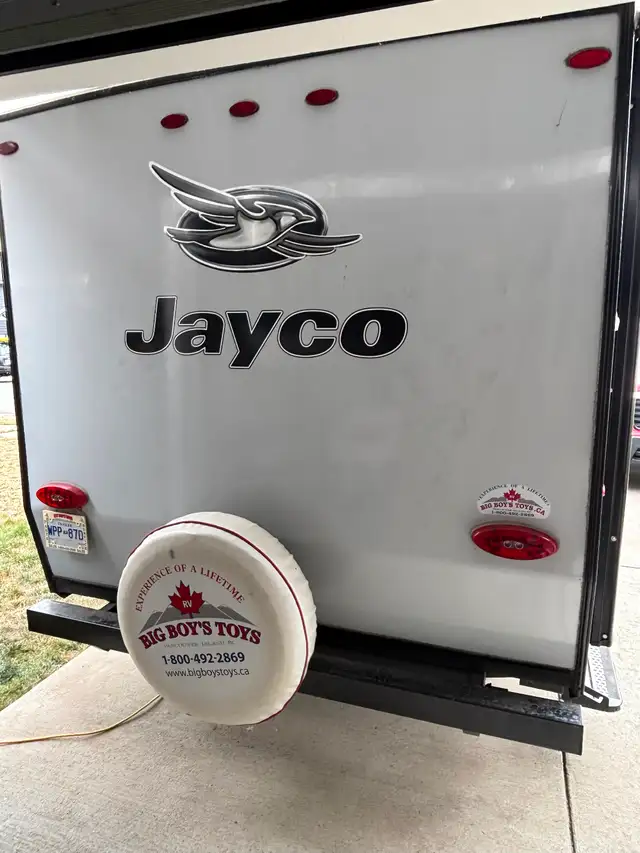 Jayco 2020 SLX 145RB travel trailer in Travel Trailers & Campers in Victoria - Image 7