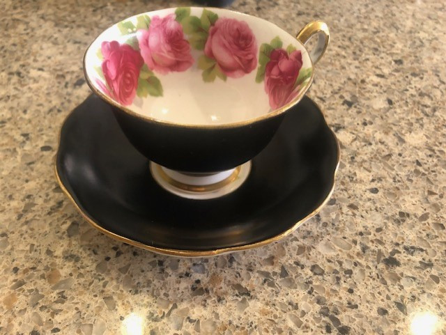 Royal albert bone china tea cup black with floral in Arts & Collectibles in Markham / York Region