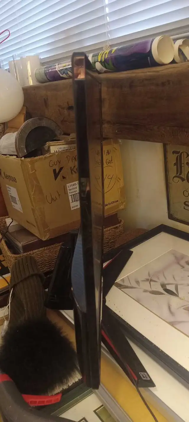 LG Monitor in Monitors in Gatineau - Image 5